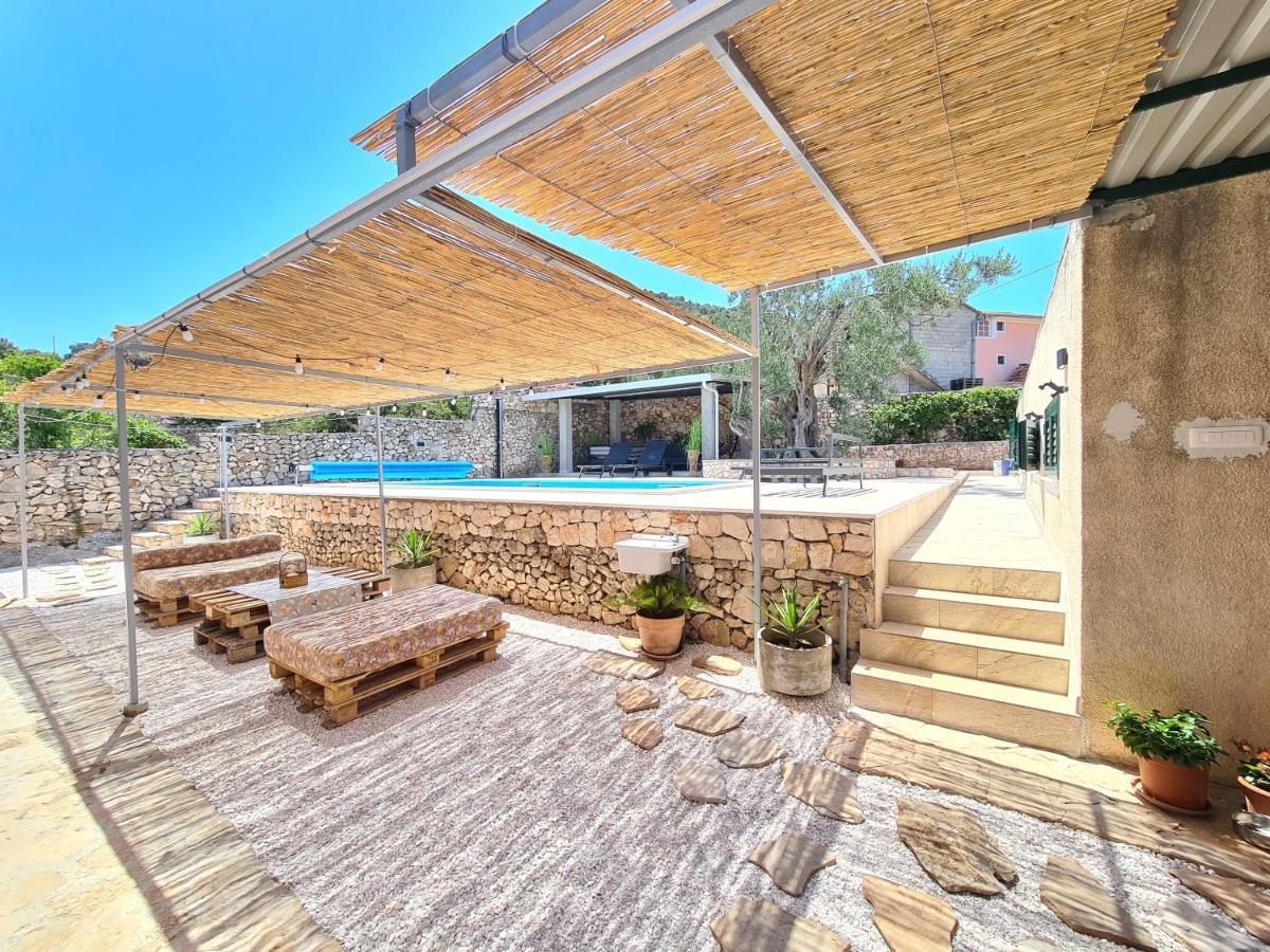 Vinišće Olive Tree - House With Pool 빌라 외부 사진